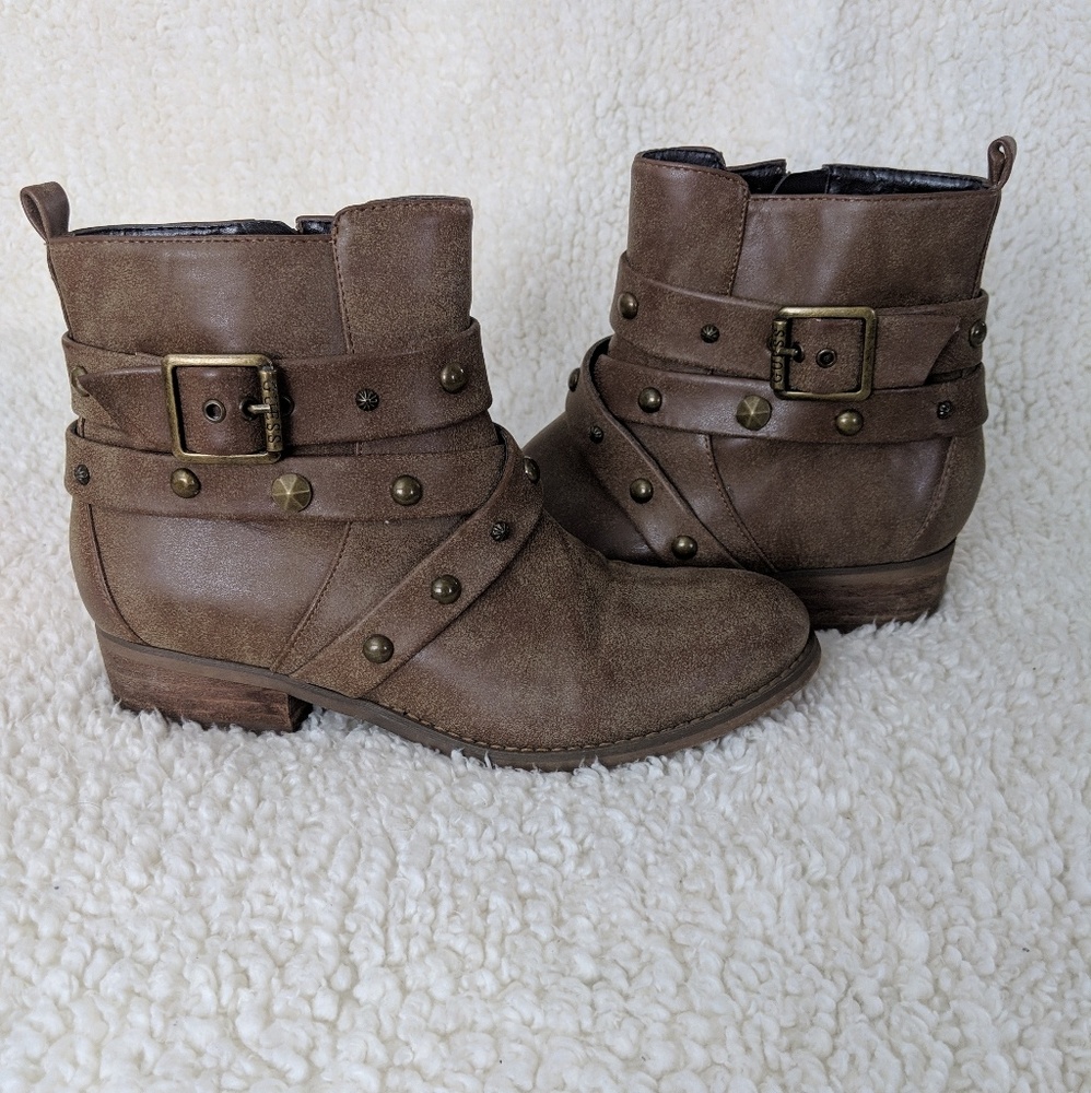 Guess ankle boots